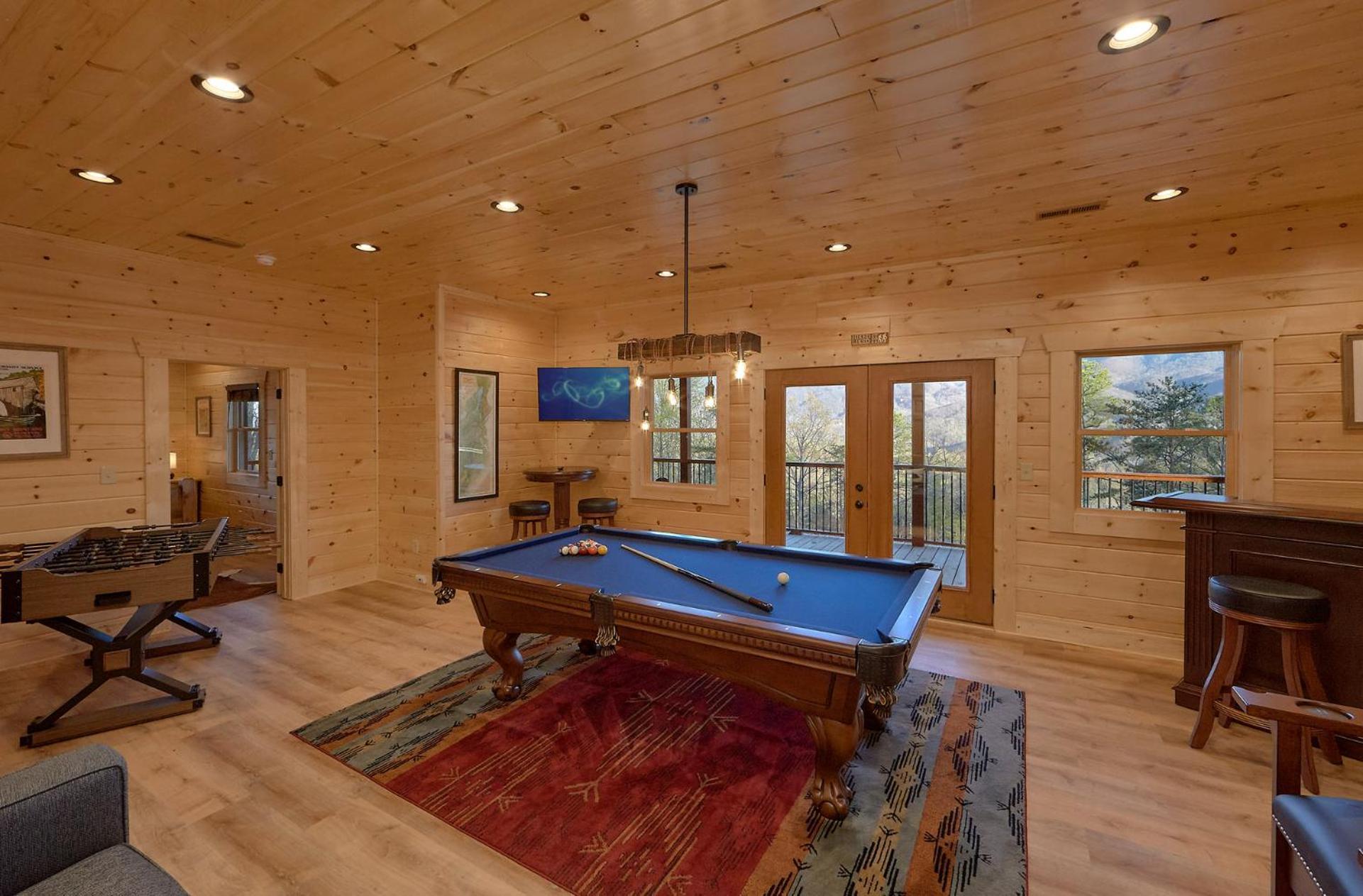 Misty Mountain Adventure Lodge Gatlinburg Exterior photo